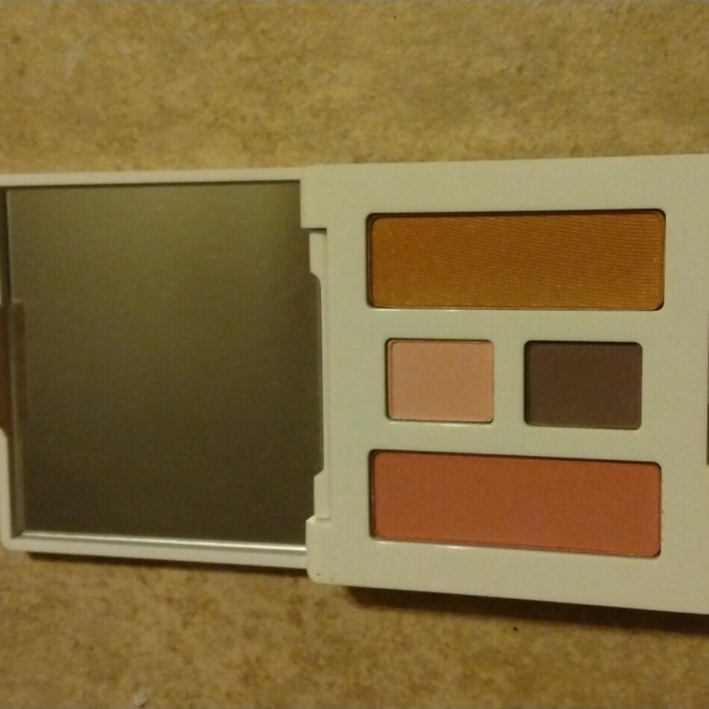 Clinique kit